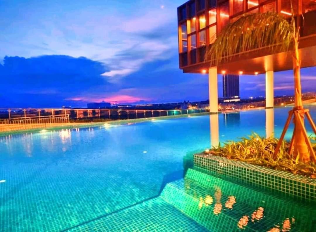 Jrv Hotelstyle Homestay Melaka Ngoại thất bức ảnh